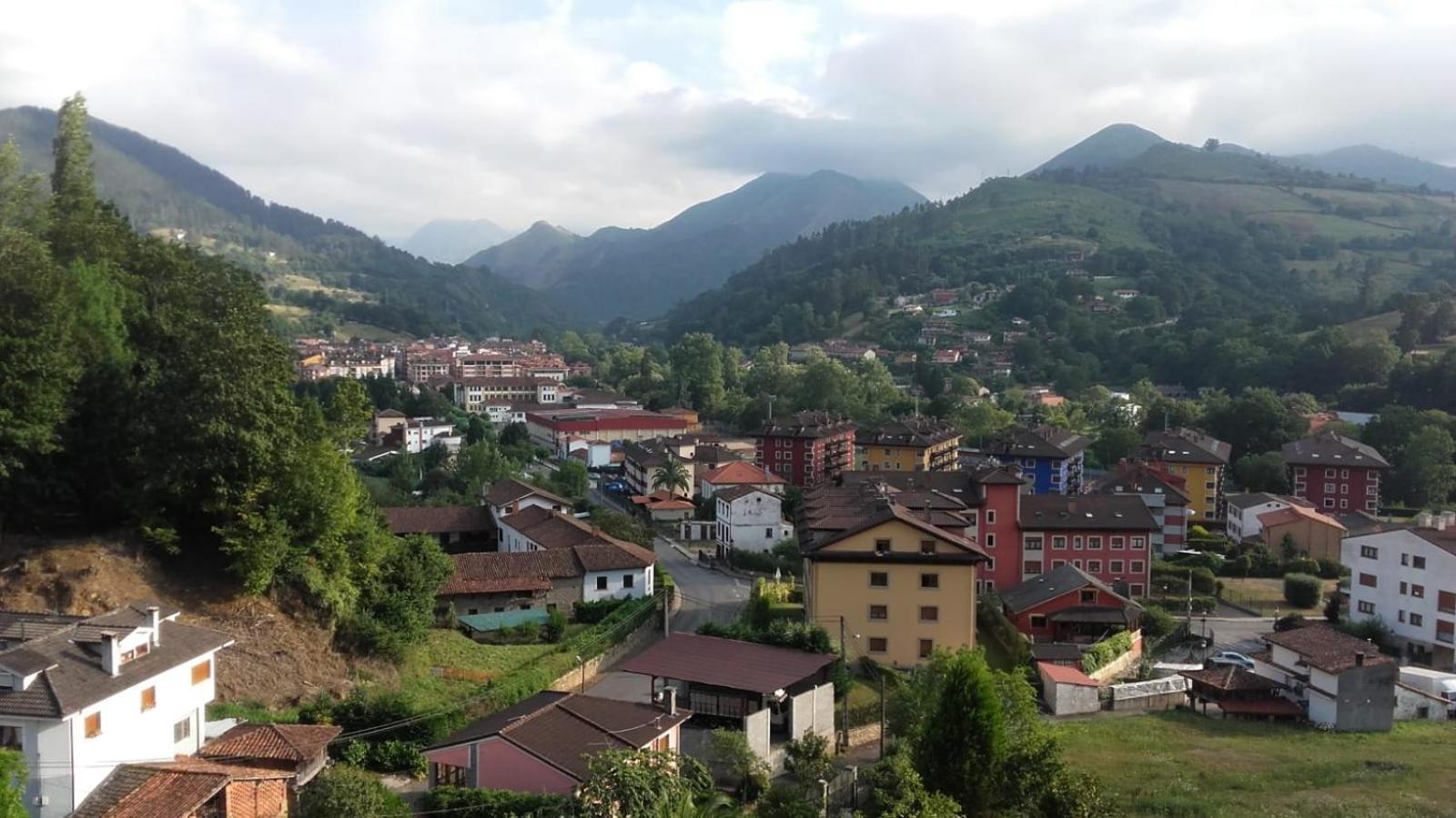 La Nueva Covadonguina Apartment Cangas de Onis Bagian luar foto